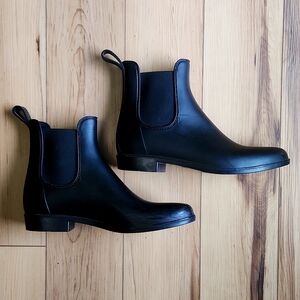 J. Crew Mercantile Black Chelsea Rain Boot Women's Size 9 Booties Classic